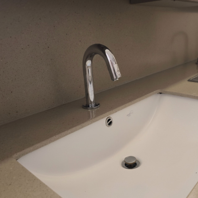 원홀 세면기용 센서수전(/B-건전지식)_4905B 이미지